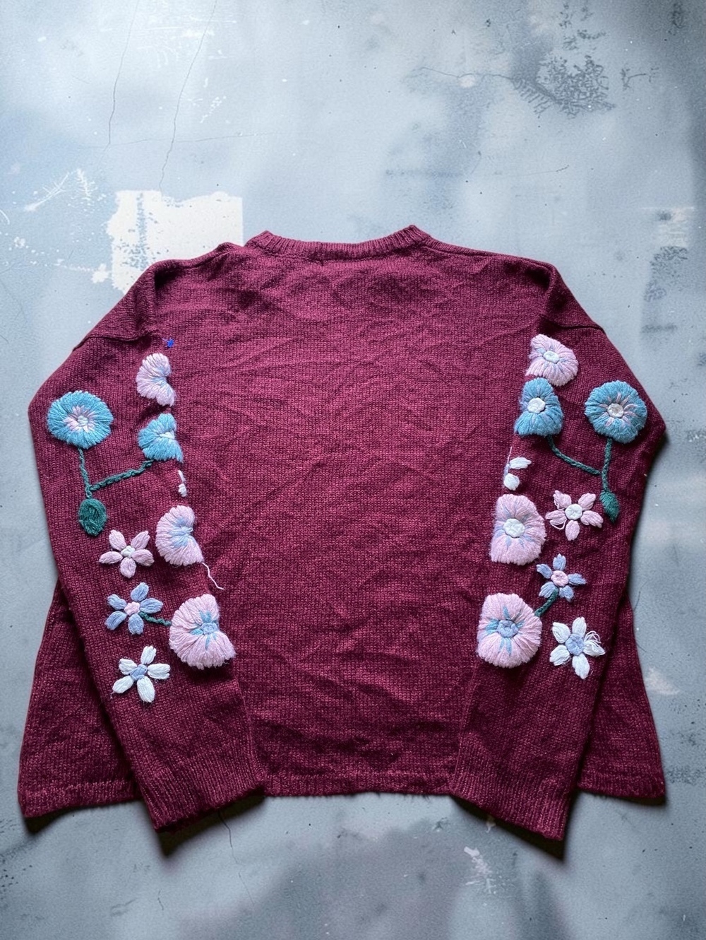 amp Womens XS Burgundy Knit Sweater Floral Sleeve Embroidered Crewneck Maroon - Picture 7 of 8